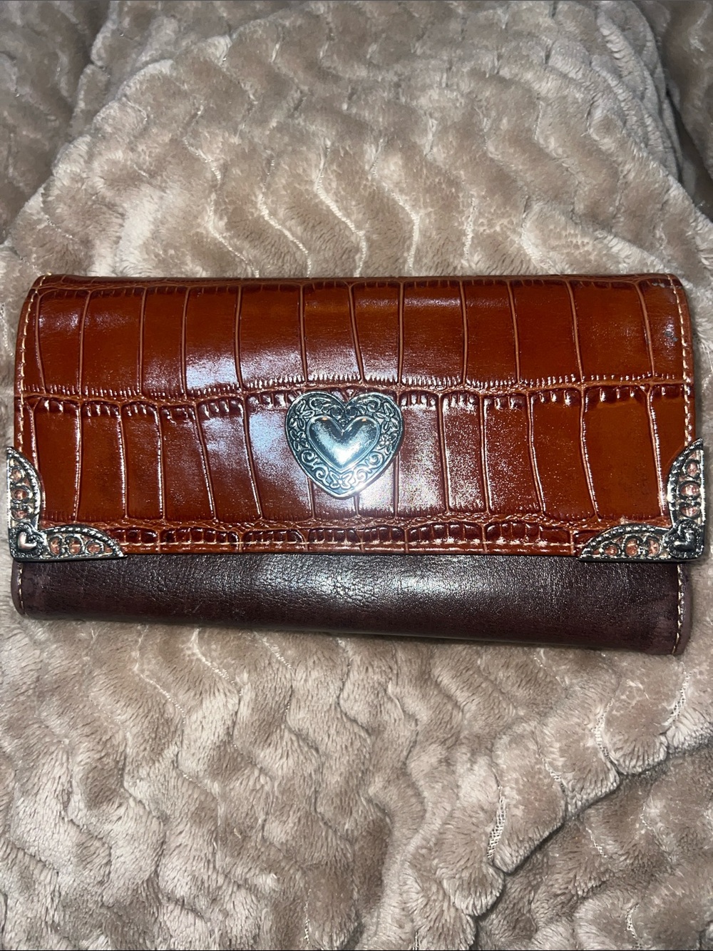 Brighton Women's Brown Croc-Embossed Wallet with Heart Accents